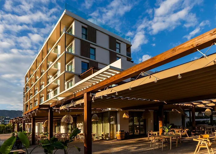 Albades Hotel & Spa (Adults Only)